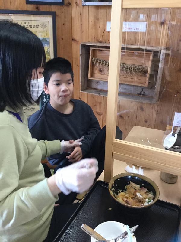 1E953AA5-0901-43DB-83B5-3F654867A2DE