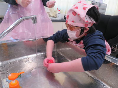 EADB29B1-006D-430C-8EDF-3518543CDBAC