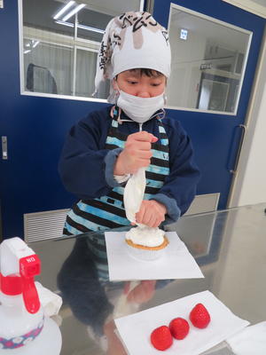 C764EB33-D966-43DA-A569-A57BB9493892