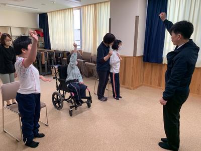 鬨の声を、上げています。 64A93647-9BAA-401E-B16E-82350BD7CD66