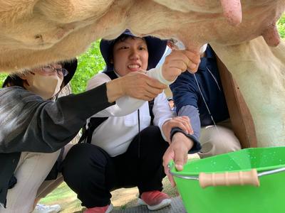 C3095DF2-931D-4724-851E-74C0F5A7612A