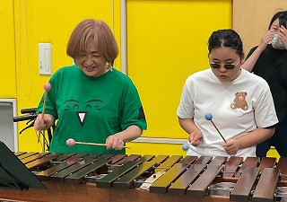 宮井先生と一緒に演奏