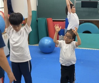 体伸ばし中