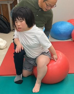 FBを使って片足立ち中