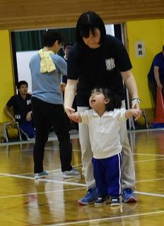 室内走でゴールまで歩きます